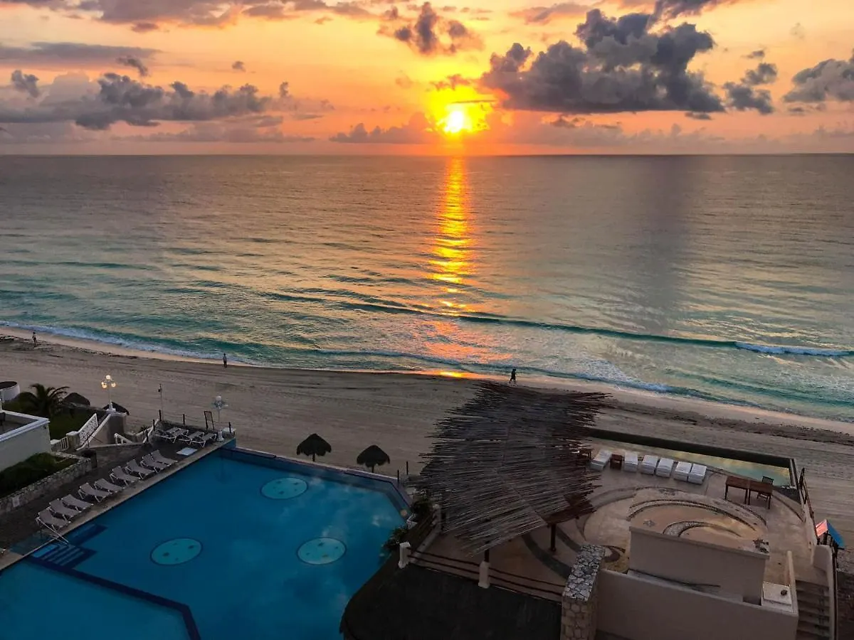 Bof Apartments Cancún