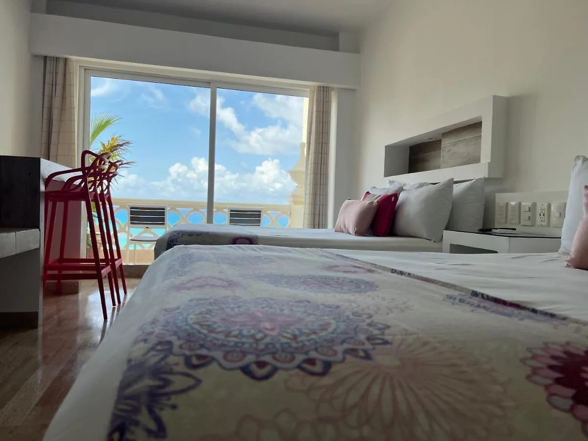 Bof Apartments Cancún