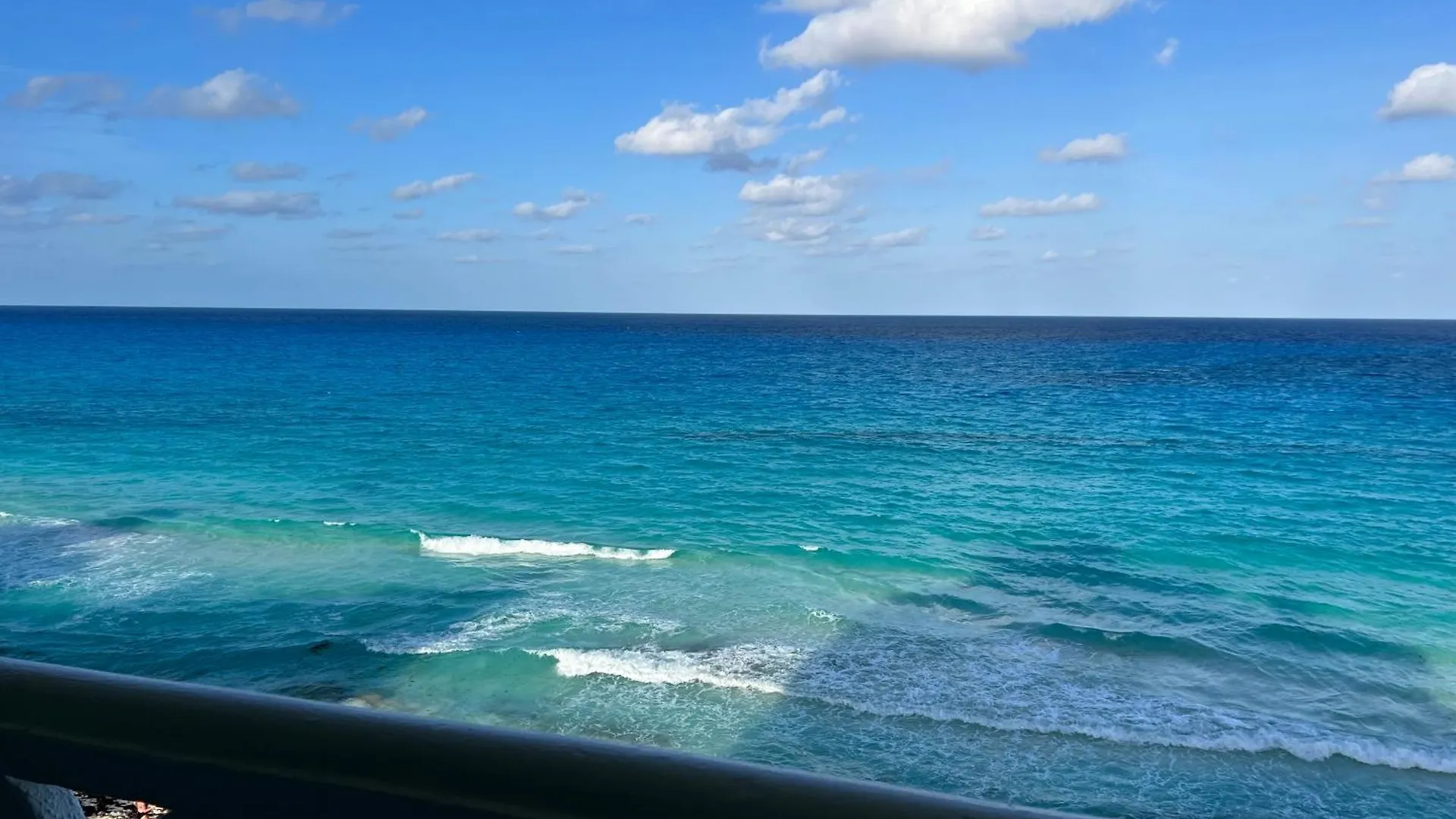 Bof Apartments Cancún 0*,  México