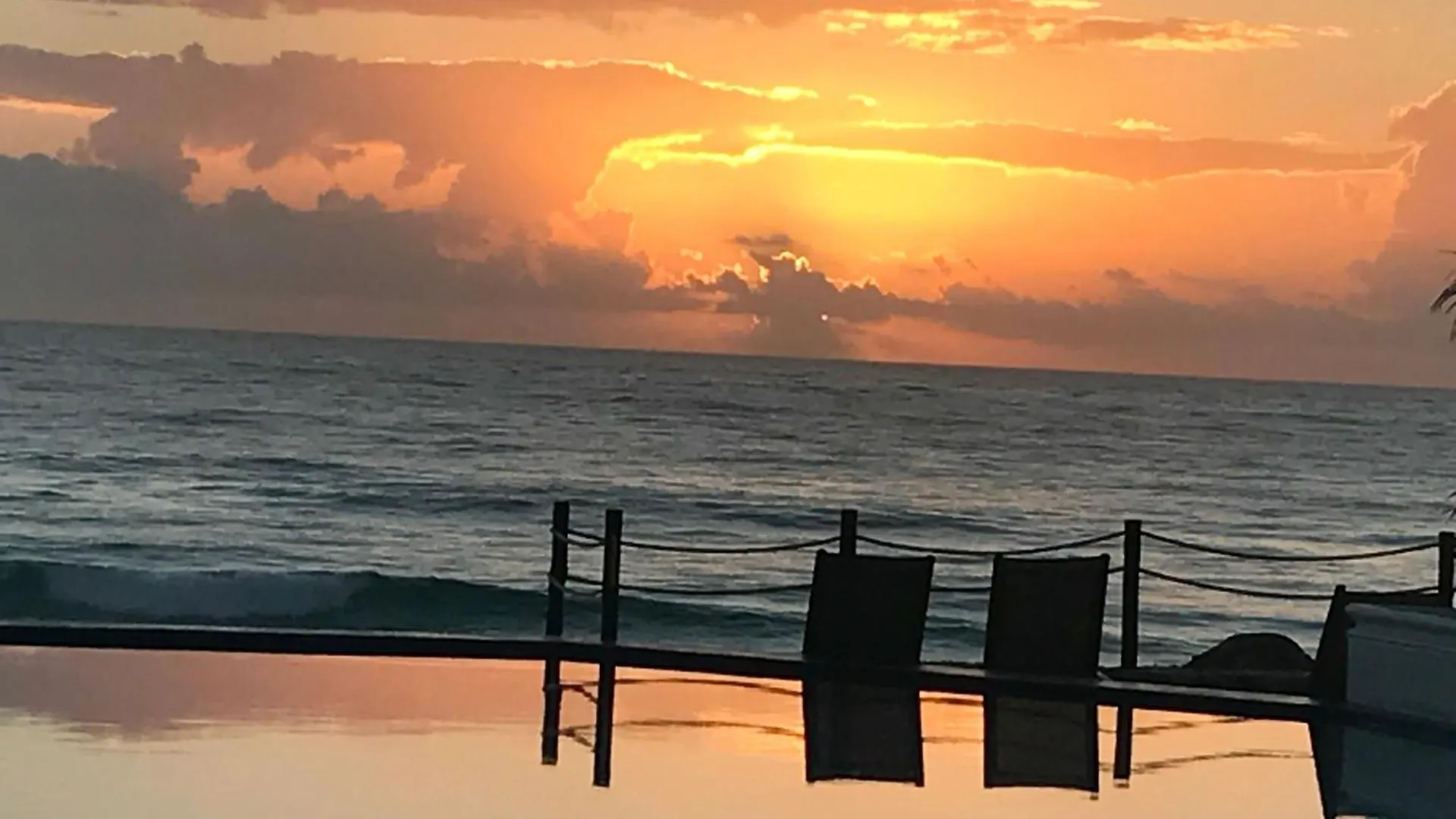 Bof Apartments Cancún 0*,