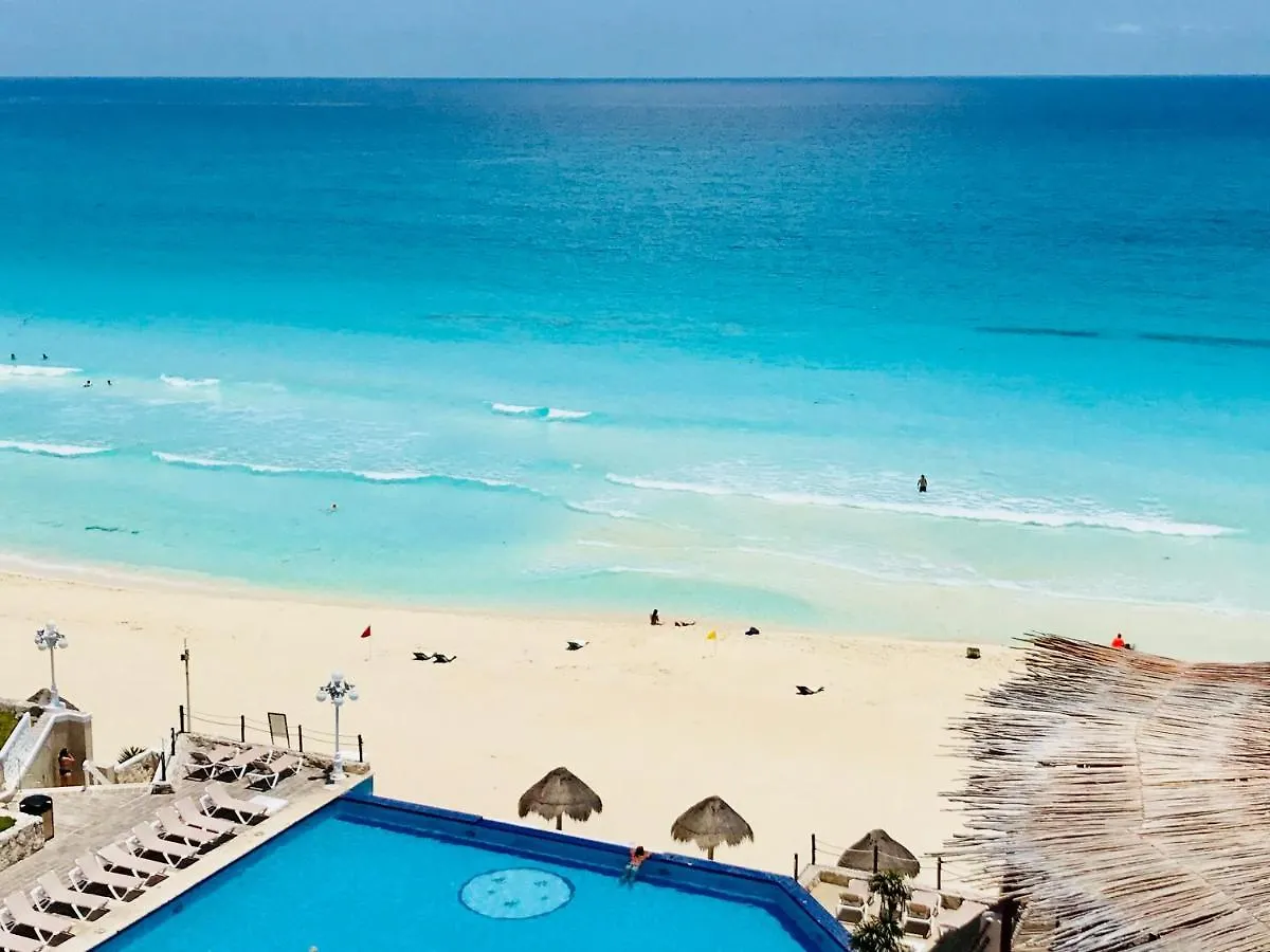 Bof Apartments Cancún