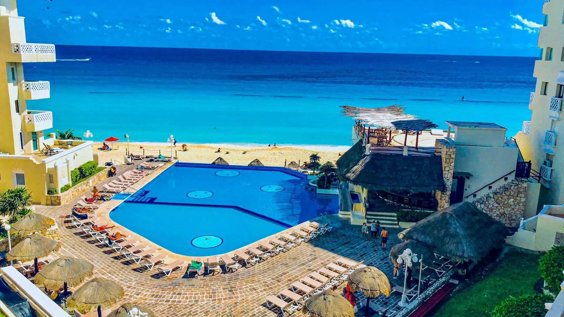 Bof Apartments Cancún