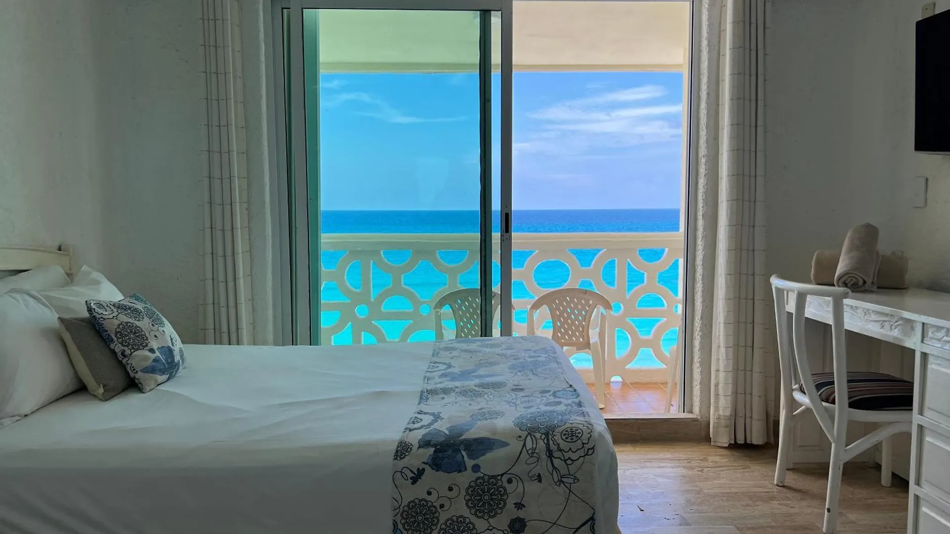 Bof Apartments Cancún